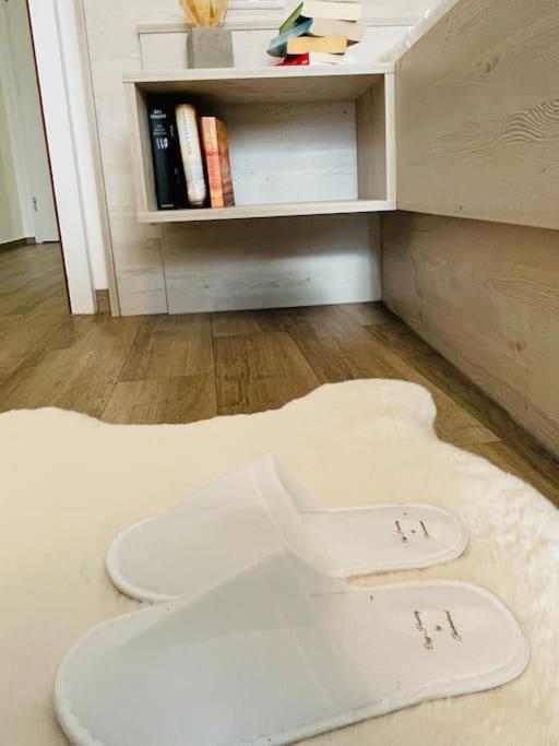 Fewo 20 - Appartement Im Rottalblick - Youngmodern Wohnen Mit Bademantelgang Zur Therme, Tv, Balkon Und Persoenlichem Gaesteempfang Von Astarte Estate Bad Griesbach  Exterior photo