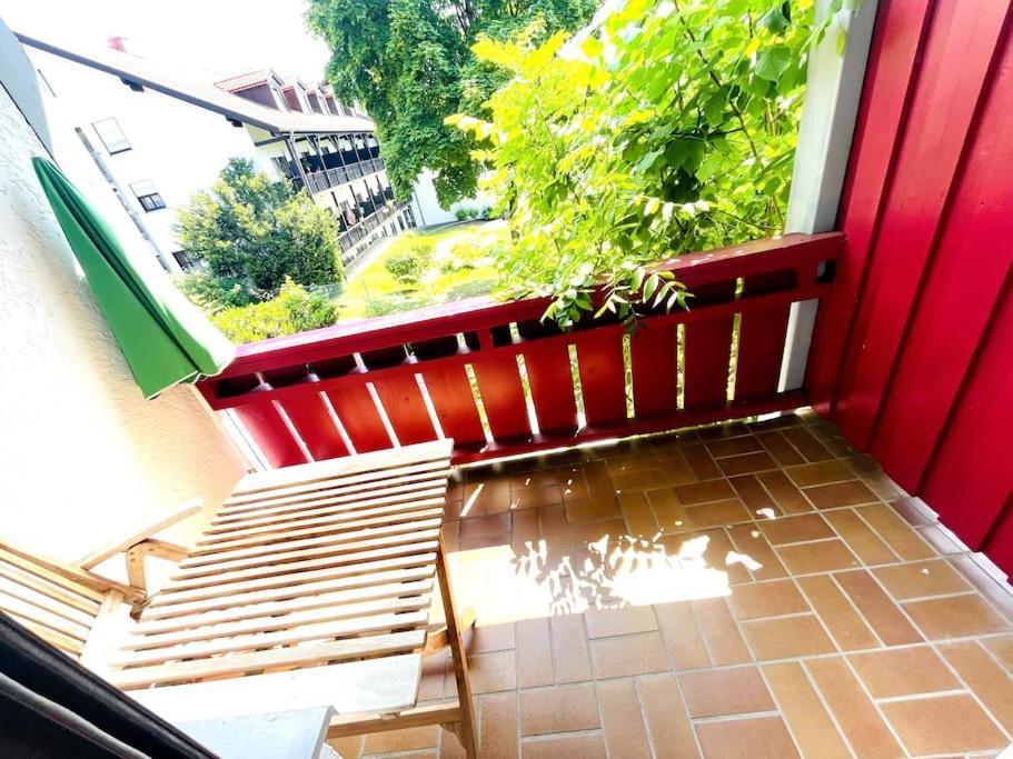 Fewo 20 - Appartement Im Rottalblick - Youngmodern Wohnen Mit Bademantelgang Zur Therme, Tv, Balkon Und Persoenlichem Gaesteempfang Von Astarte Estate Bad Griesbach  Exterior photo